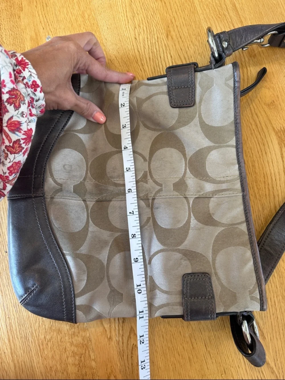Coach Signature Crossbody Sateen w/Brown Leather Trim & Gold Chain Accent *READ*